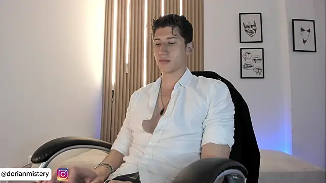 Dorianmistery2322  online show from 06/03/26, 01:28