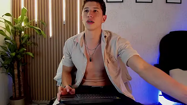 Dorianmistery2322  online show from 12/17/25, 04:06