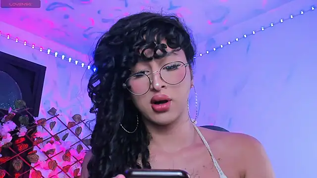 Heka Prudence online show from 01/28/25, 04:08