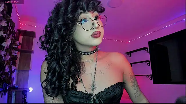 Heka Prudence online show from 04/08/26, 03:30