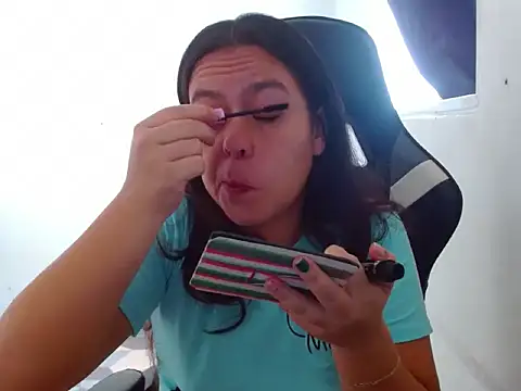 Snapshot of Hard_innocence chatting on 11/09/25, 05:17 Hard innocence online show from 11/09/25, 05:17