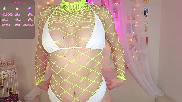 Angel Nikole online show from 11/02/25, 01:32