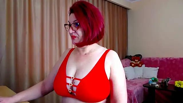 EdithCharm online show from 02/04/26, 02:34