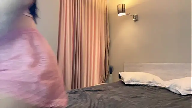 Snapshot of Lora_Squirt chatting on 03/17/25, 09:33 Lora Squirt online show from 03/17/25, 09:33