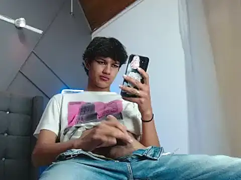 Snapshot of jason_graeats chatting on 12/05/24, 03:42 jason graeats online show from 12/05/24, 03:42