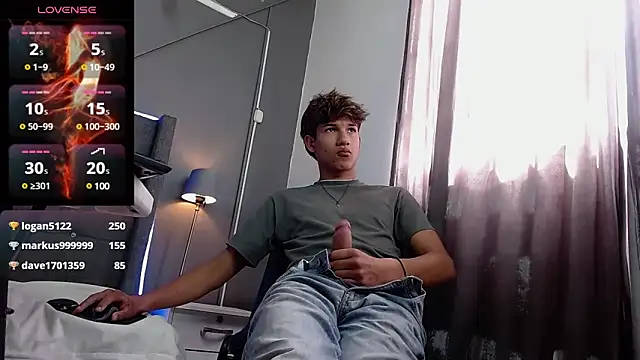 Snapshot of jason_graeats chatting on 01/31/25, 06:47 jason graeats online show from 01/31/25, 06:47