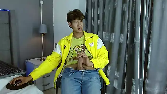 Snapshot of jason_graeats chatting on 02/06/25, 05:25 jason graeats online show from 02/06/25, 05:25