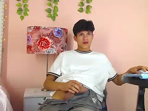 Snapshot of jason_graeats chatting on 10/22/25, 06:24 jason graeats online show from 10/22/25, 06:24