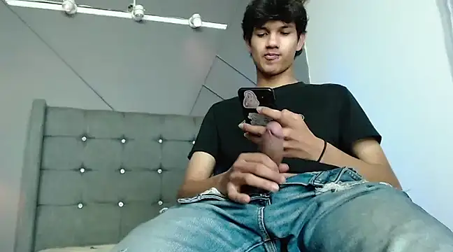 Snapshot of jason_graeats chatting on 12/06/24, 03:13 jason graeats online show from 12/06/24, 03:13