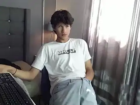 Snapshot of jason_graeats chatting on 12/27/24, 05:16 jason graeats online show from 12/27/24, 05:16