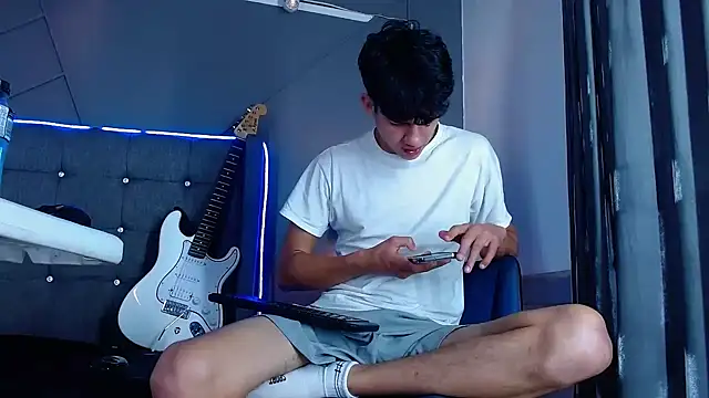 Snapshot of jason_graeats chatting on 03/21/25, 06:27 jason graeats online show from 03/21/25, 06:27