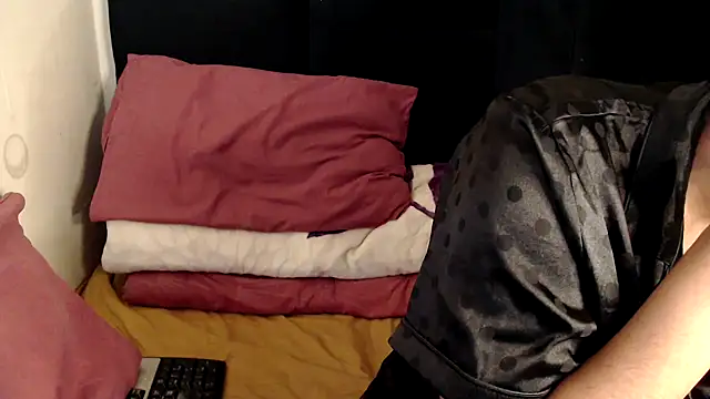 Busty-Londie online show from 11/08/25, 03:32