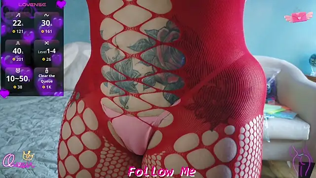 QueenYsuRey online show from 02/16/26, 06:39