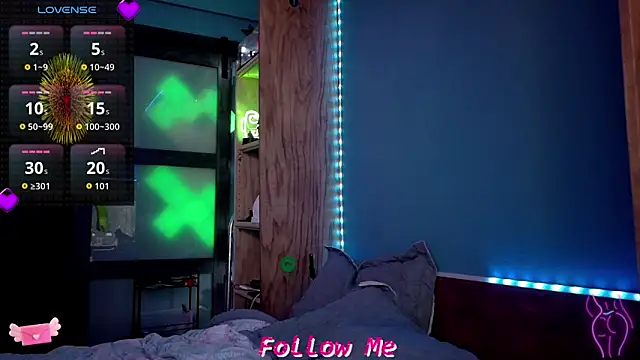 QueenYsuRey online show from 11/20/25, 06:41