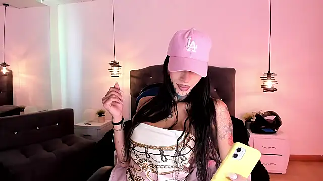 anne parker online show from 09/26/25, 02:13