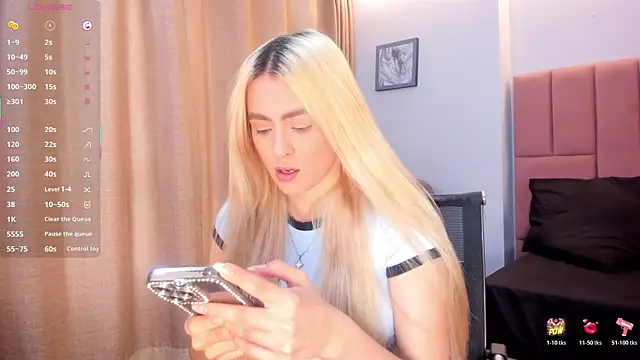 miacarperr1 online show from 03/30/26, 09:05