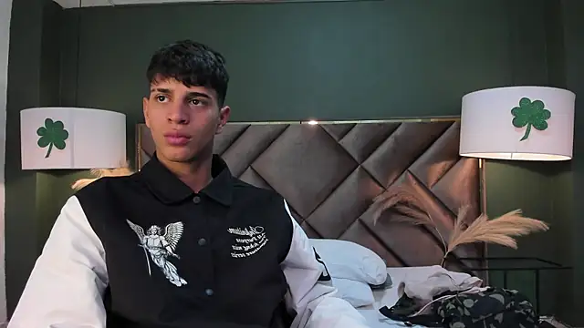 Tyler Rodriguez online show from 03/15/25, 02:56