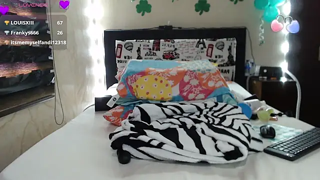 Rachell 111 online show from 03/16/25, 03:39