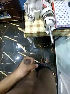 Snapshot of Dexiboy chatting on 12/02/24, 11:07 Dexiboy online show from 12/02/24, 11:07