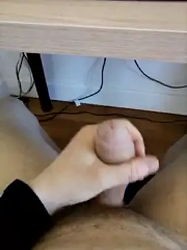 lovedoggy03 online show from 03/17/26, 11:24