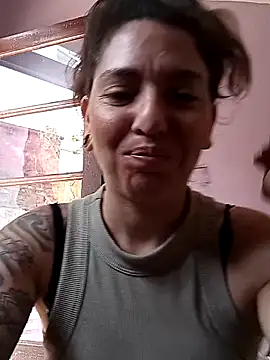 Snapshot of sweetbabyass chatting on 10/21/25, 03:22 sweetbabyass online show from 10/21/25, 03:22