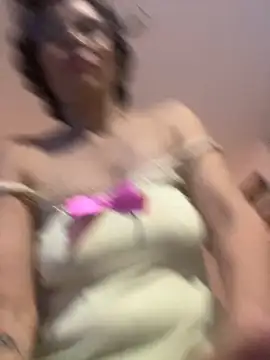 MireyaTorresGu online show from 11/07/25, 01:32