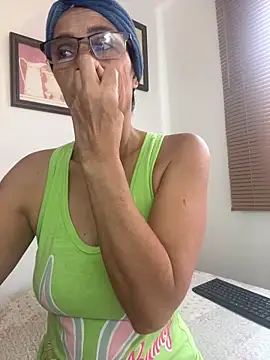 Snapshot of MireyaTorresGu chatting on 02/26/26, 05:24 MireyaTorresGu online show from 02/26/26, 05:24