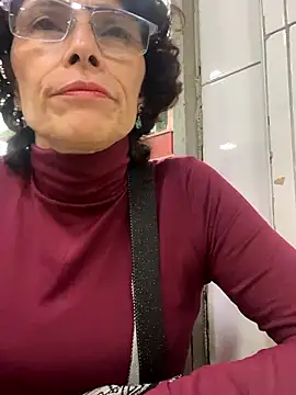 MireyaTorresGu online show from 11/22/25, 10:41