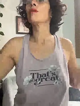 MireyaTorresGu online show from 03/06/26, 02:23