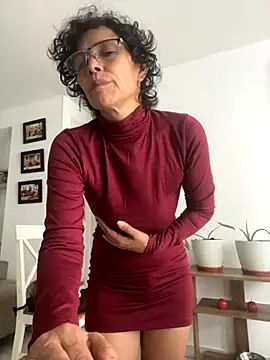 MireyaTorresGu online show from 10/09/25, 01:44