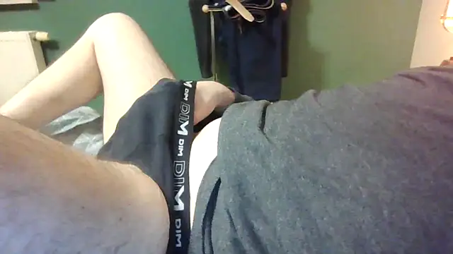 brtbrlss online show from 10/30/25, 01:53