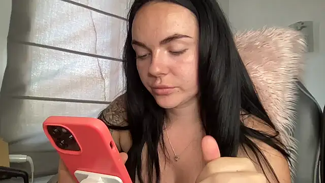 yorkshiregal online show from 02/26/25, 01:43