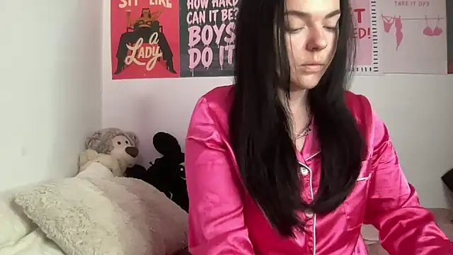 yorkshiregal online show from 02/18/26, 06:44