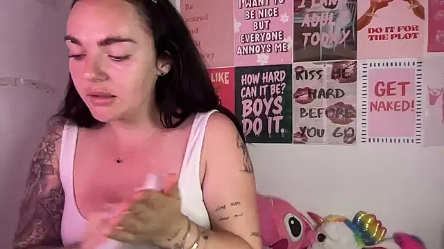 yorkshiregal online show from 05/08/26, 08:23