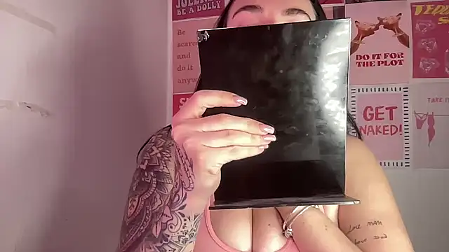 yorkshiregal online show from 02/14/26, 07:08