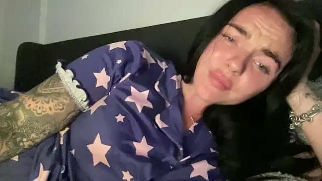 yorkshiregal online show from 05/06/26, 08:13