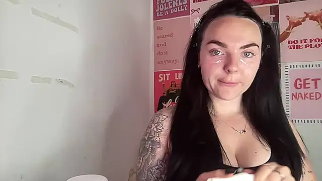 yorkshiregal online show from 03/17/26, 09:23