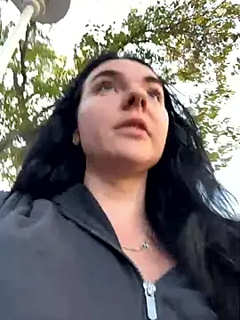 yorkshiregal online show from 11/12/25, 08:18