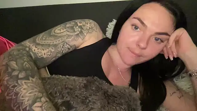 yorkshiregal online show from 02/21/26, 08:33