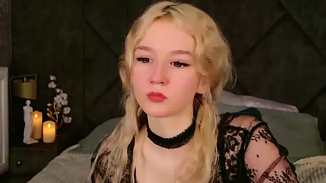 NaomiLoys online show from 02/23/25, 03:56