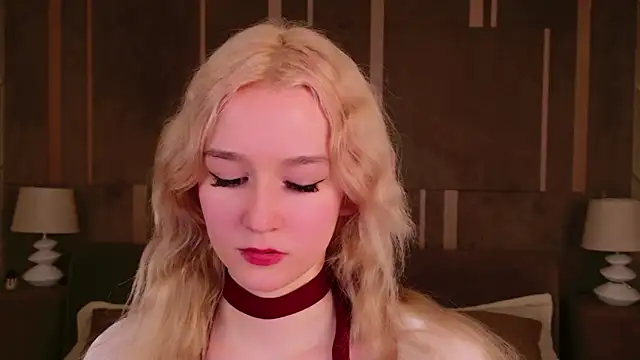 NaomiLoys online show from 03/22/25, 10:48