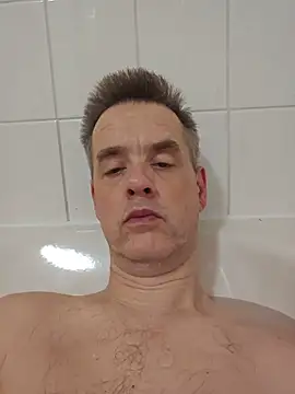 Hectorthyssen1 online show from 12/22/25, 08:42