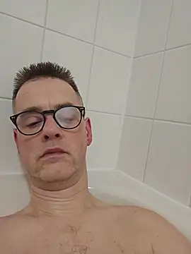 Hectorthyssen1 online show from 02/11/26, 07:47