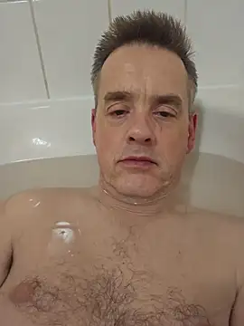 Hectorthyssen1 online show from 12/15/25, 10:04