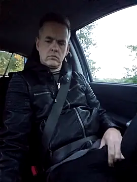 Hectorthyssen1 online show from 10/29/25, 04:17