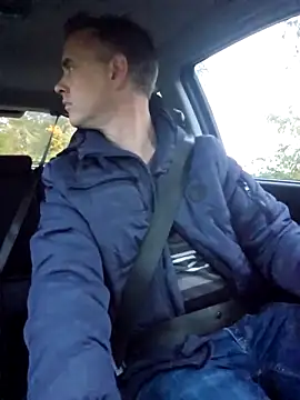 Hectorthyssen1 online show from 10/31/25, 04:03