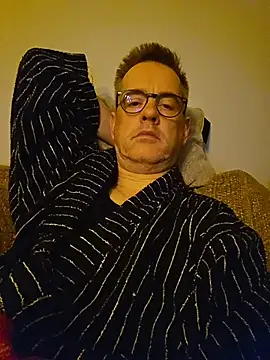 Hectorthyssen1 online show from 03/08/26, 05:33