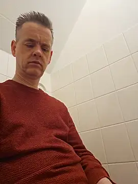 Hectorthyssen1 online show from 04/08/26, 09:33