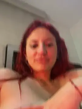 Snapshot of Mia_Hoffmann chatting on 12/07/24, 11:40 Mia Hoffmann online show from 12/07/24, 11:40