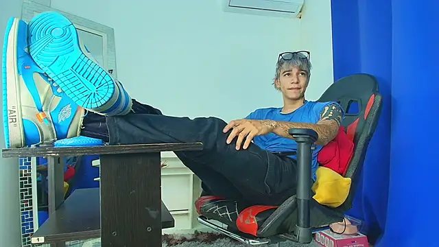 Zacktk7 online show from 03/06/25, 09:09